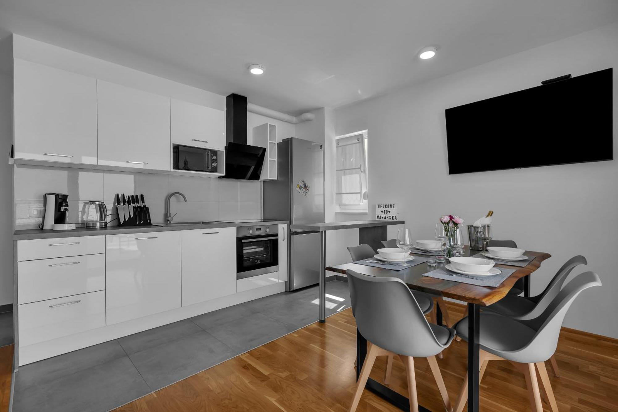 Luxury And Modern With Sea View And Garage * Makarska