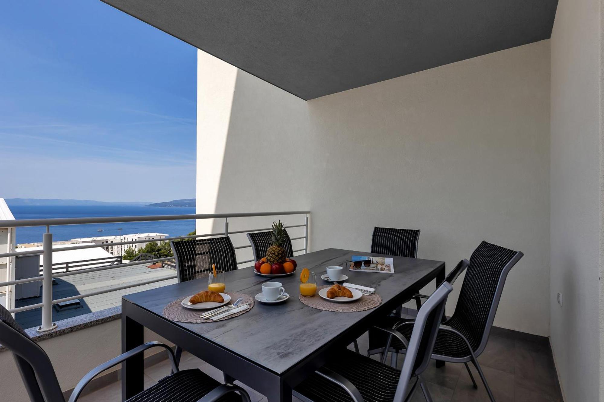 Luxury And Modern With Sea View And Garage *
