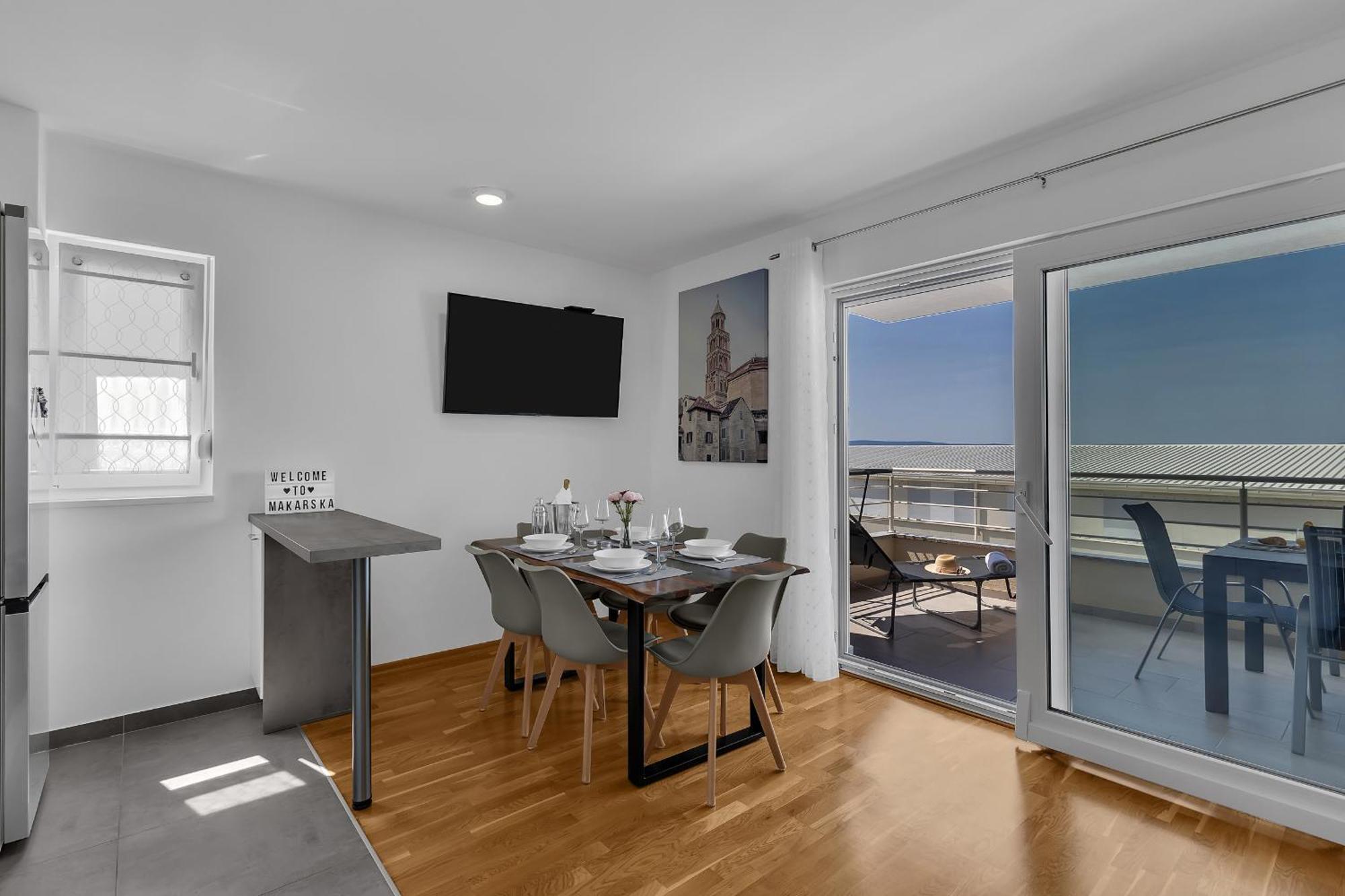 Luxury And Modern With Sea View And Garage Apartmán Makarská